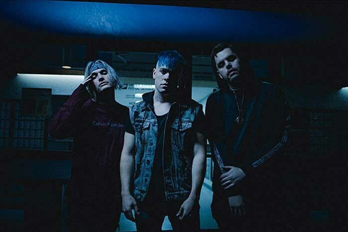SET IT OFF Shares Acoustic Version of “Killer in the Mirror