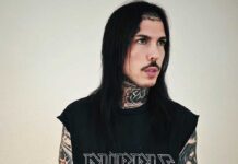 VAMPIRES EVERYWHERE!